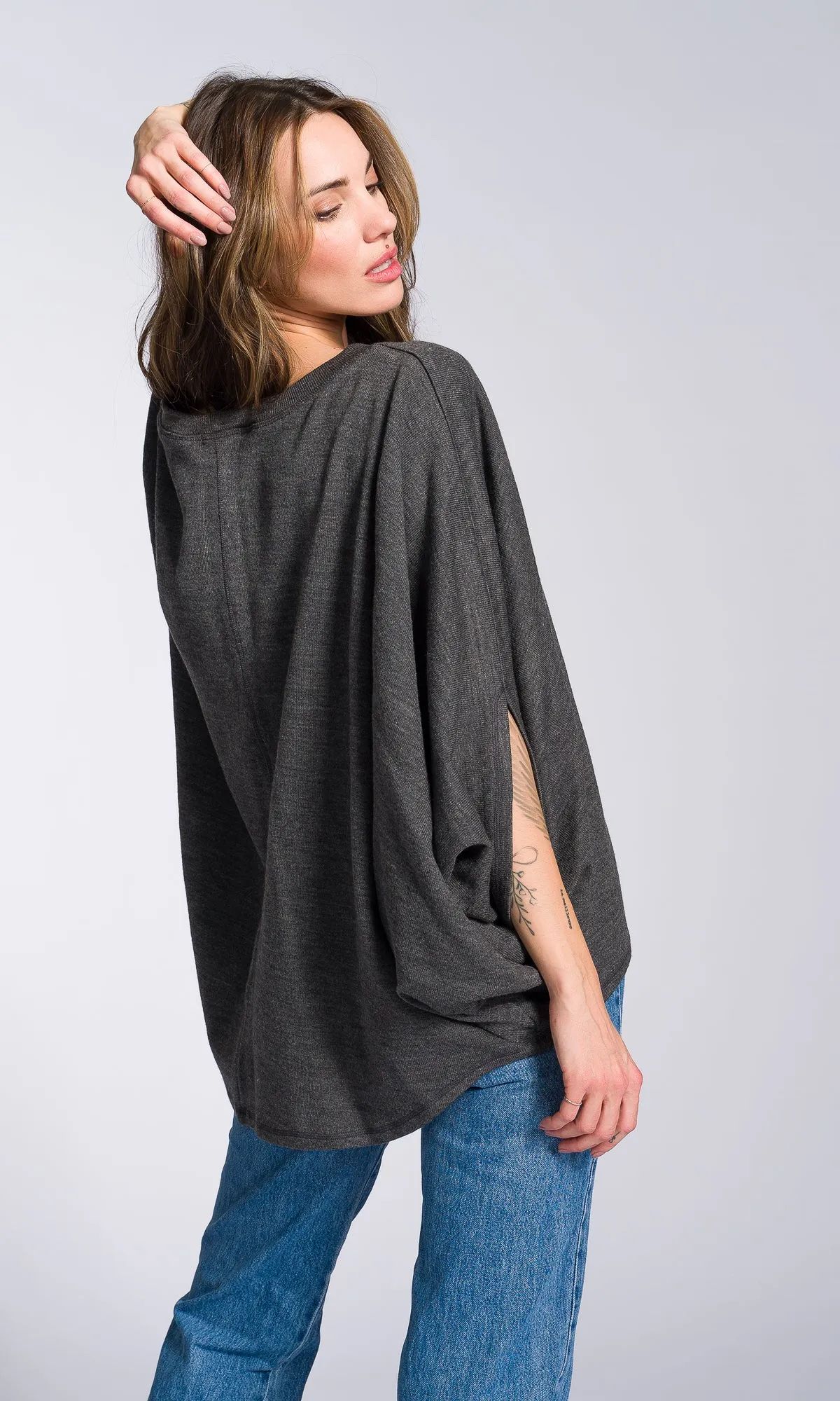 Batwing Sleeves Knit Blouse
